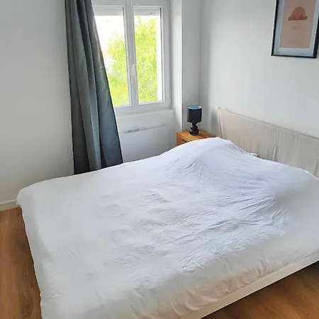 Joli Le Rustique Chic Apartment *