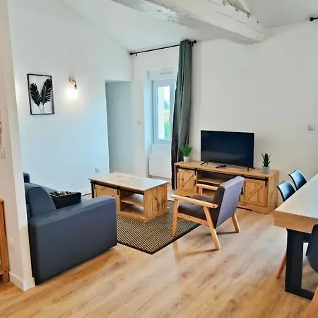 Joli Le Rustique Chic